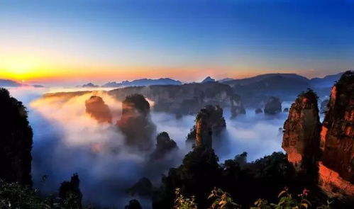 张家界精品游线路升级啦 从长沙 韶山,一路游到张家界 芙蓉镇 凤凰古城,全程索道 景区内环保车 玻璃栈道 观光电梯都包了