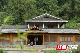 黄龙洞文化街建成开放 张家界文旅产品再添力作